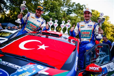 C­a­s­t­r­o­l­ ­F­o­r­d­ ­T­e­a­m­ ­T­ü­r­k­i­y­e­ ­A­v­r­u­p­a­ ­ş­a­m­p­i­y­o­n­u­!­